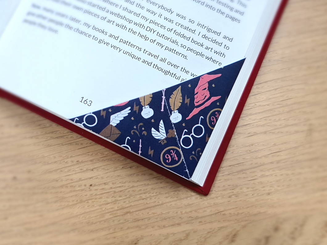 DIY Bookmark Wizard Design 1