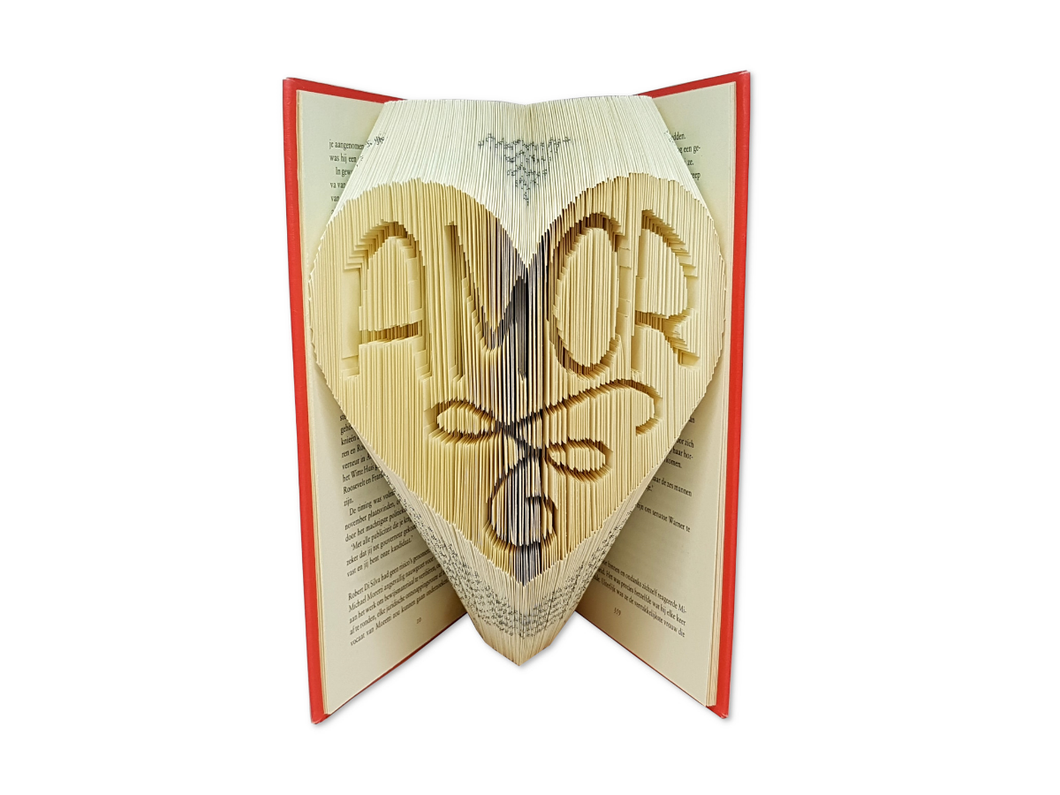 Amor in a heart - Book folding pattern