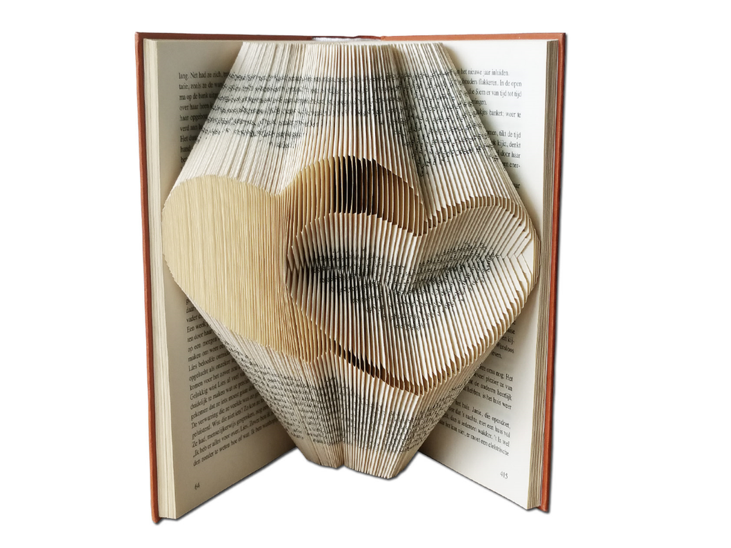 Two hearts - Book folding pattern